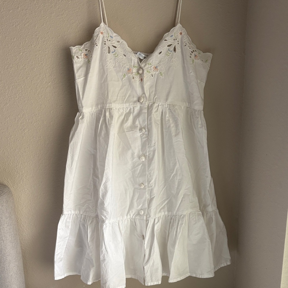 Zara White Floral Embroidered Top
